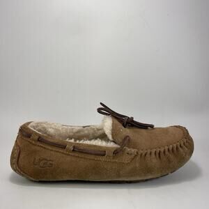UGG Dakota Moccasin Slippers Womens Size 9 Chestnut Leather Shearling Lined
